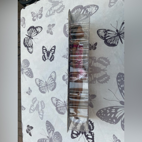 Barbie Fashionistas #21 Pretty in Python Petite Doll - Picture 4 of 9